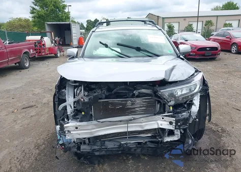 2019 Toyota Rav4 Xle from USA, damaged, VIN JTMP1RFV4KD012750